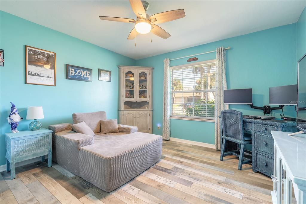 En Venta: $484,900 (3 camas, 2 baños, 1446 Pies cuadrados)