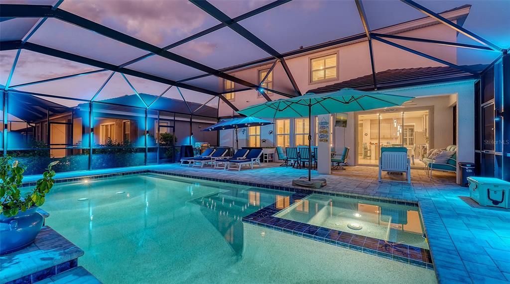 Под контрактом: $774,900 (5 спален, 3 ванн, 2966 Квадратных фут)