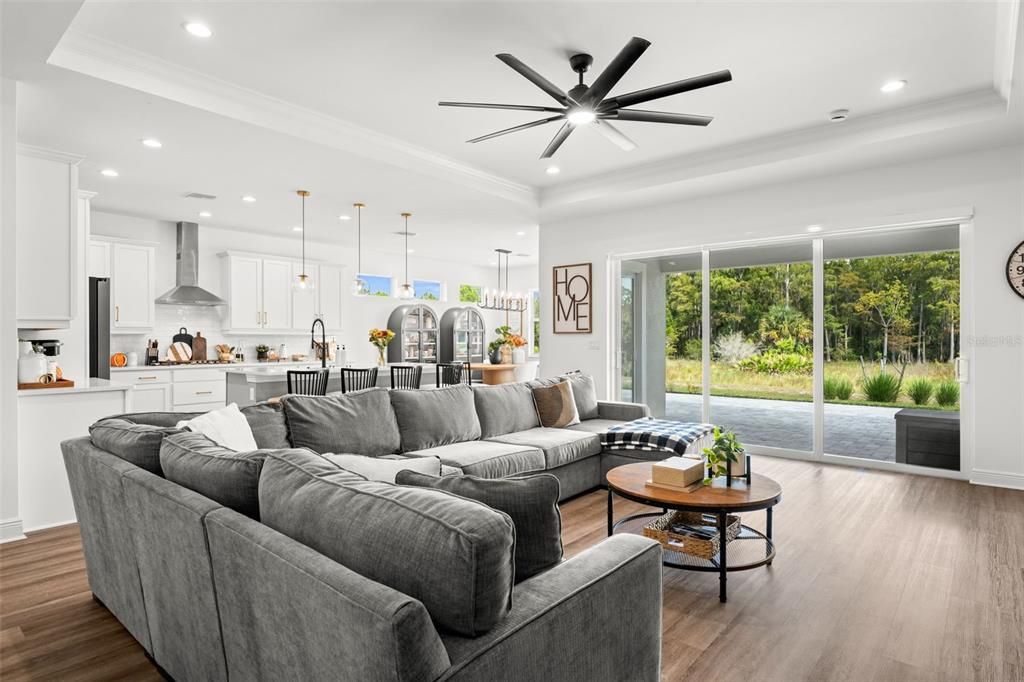 For Sale: $709,000 (4 beds, 4 baths, 3113 Square Feet)