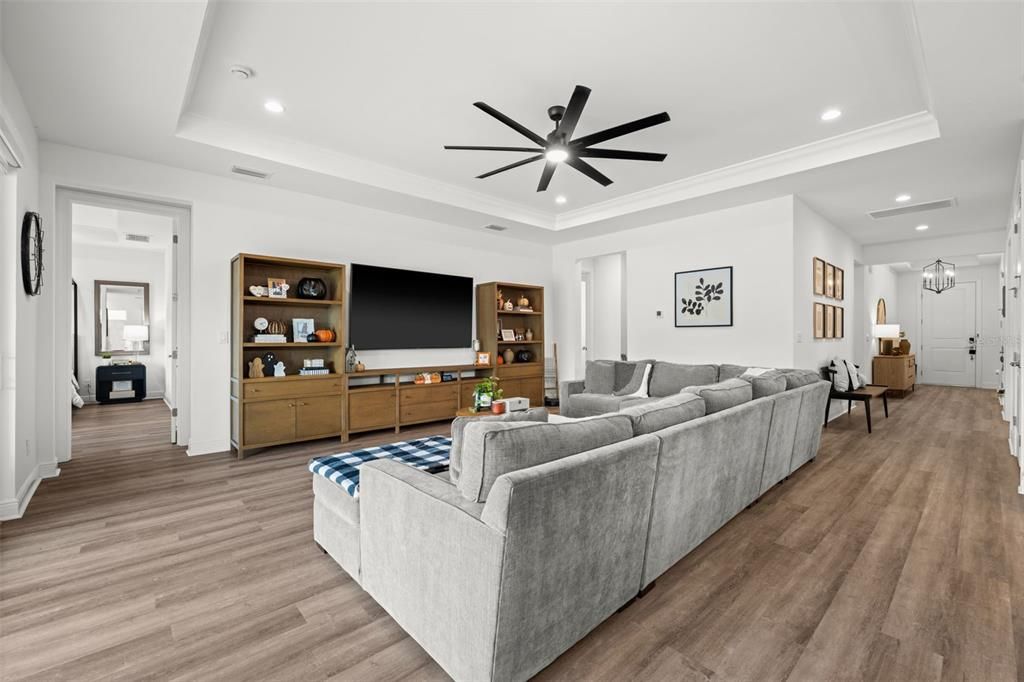 For Sale: $709,000 (4 beds, 4 baths, 3113 Square Feet)