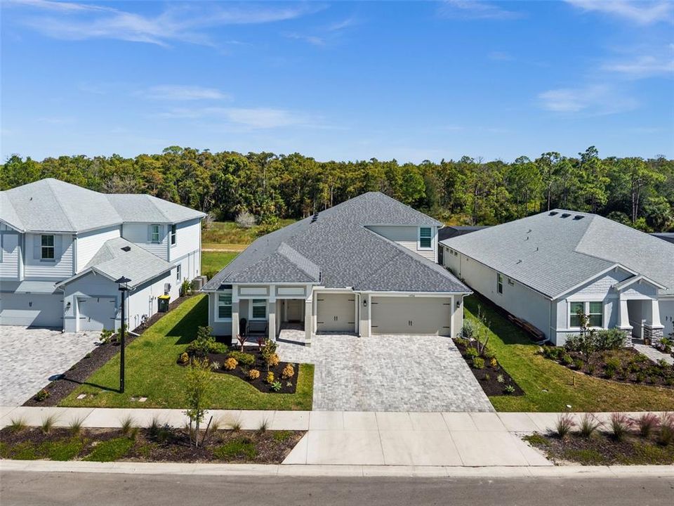 For Sale: $709,000 (4 beds, 4 baths, 3113 Square Feet)