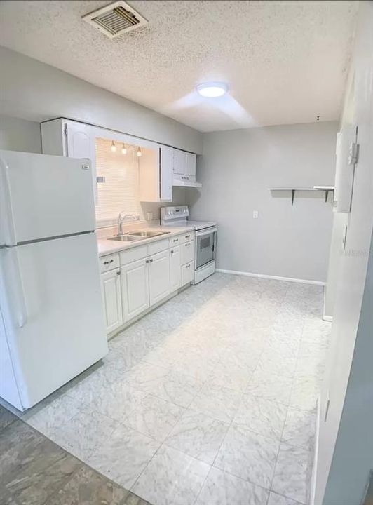 For Rent: $1,695 (2 beds, 1 baths, 750 Square Feet)