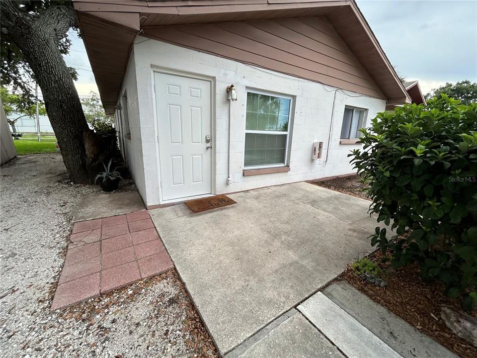 For Rent: $1,695 (2 beds, 1 baths, 750 Square Feet)