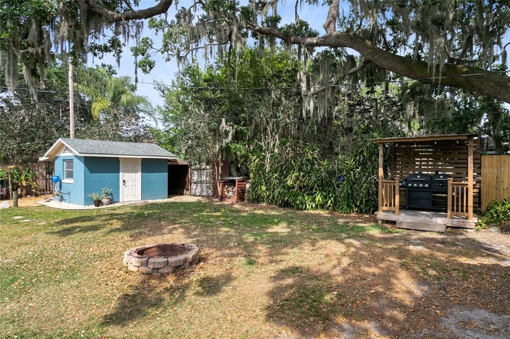 For Sale: $430,000 (3 beds, 3 baths, 2056 Square Feet)