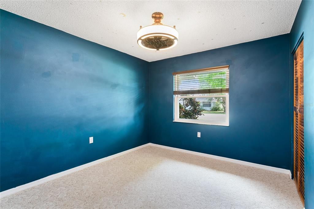 For Sale: $430,000 (3 beds, 3 baths, 2056 Square Feet)