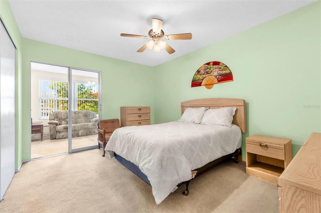 For Sale: $109,900 (2 beds, 1 baths, 1100 Square Feet)