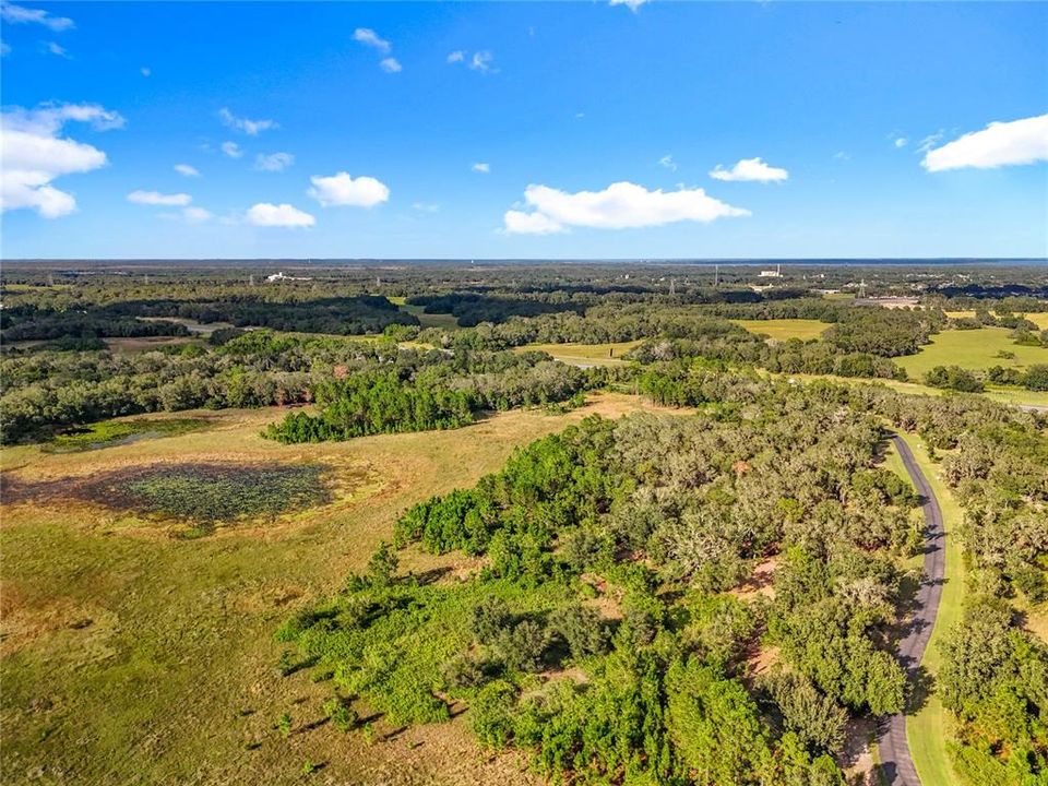 待售: $170,000 (2.62 acres)