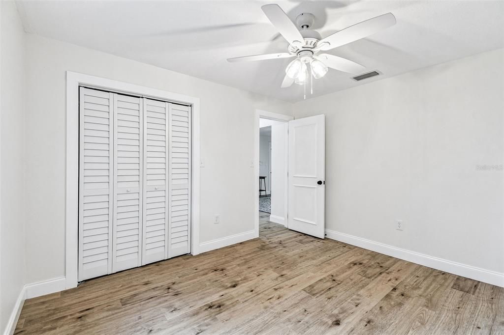 Под контрактом: $395,000 (3 спален, 2 ванн, 1752 Квадратных фут)