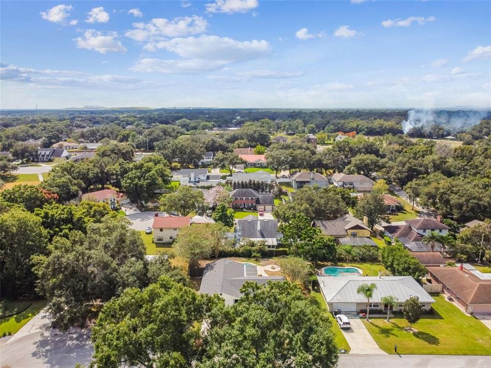 Под контрактом: $395,000 (3 спален, 2 ванн, 1752 Квадратных фут)