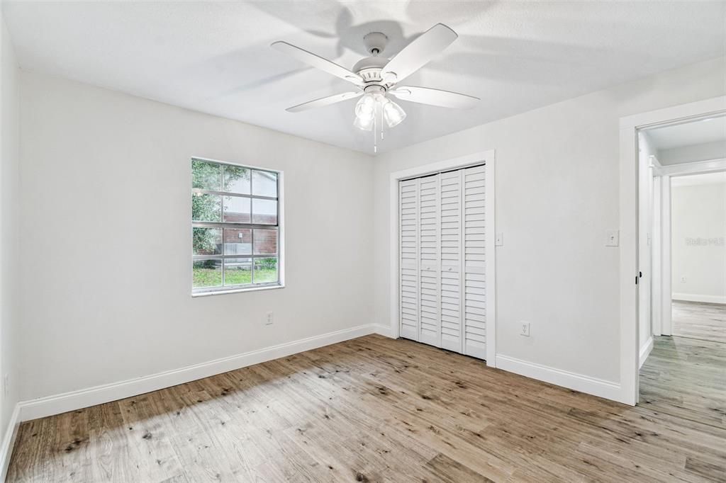 Под контрактом: $395,000 (3 спален, 2 ванн, 1752 Квадратных фут)