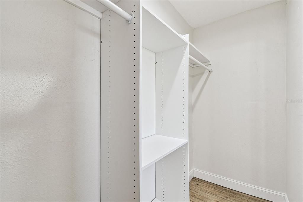 Под контрактом: $395,000 (3 спален, 2 ванн, 1752 Квадратных фут)