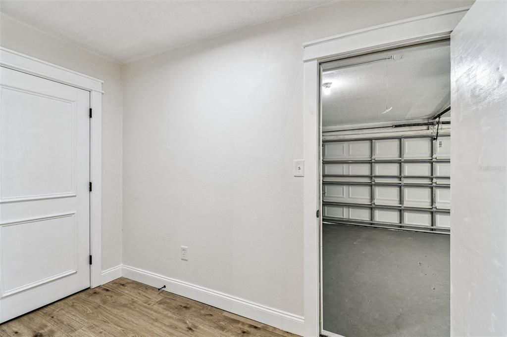 Под контрактом: $395,000 (3 спален, 2 ванн, 1752 Квадратных фут)