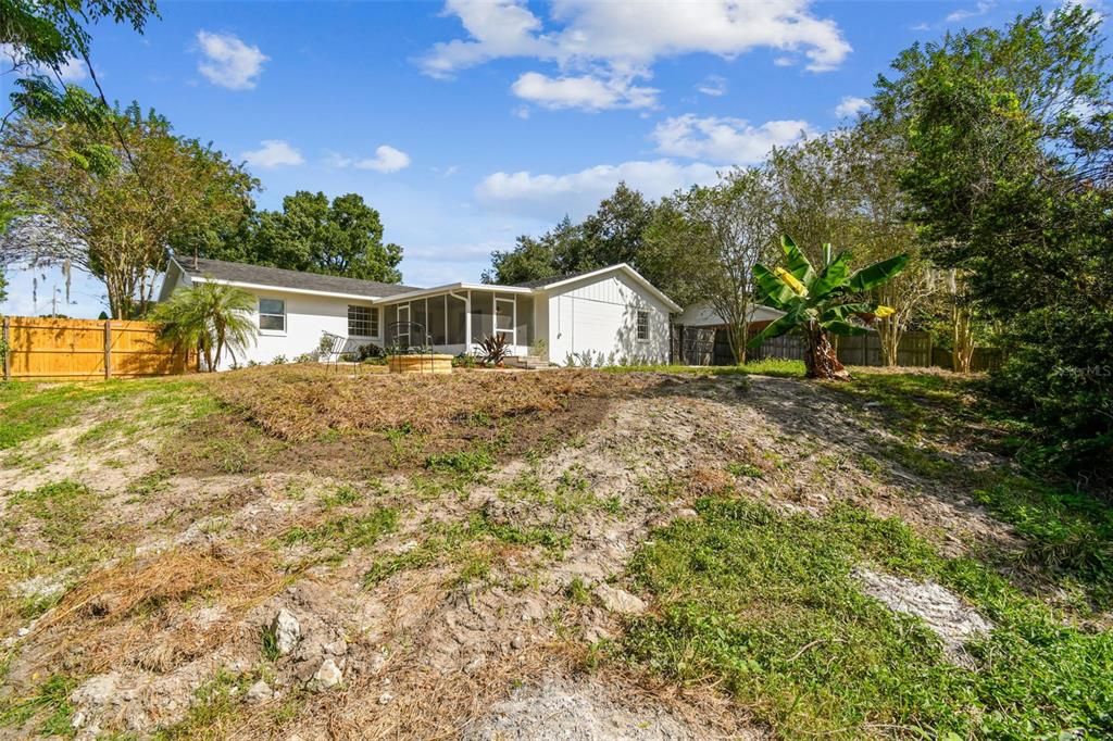 Под контрактом: $395,000 (3 спален, 2 ванн, 1752 Квадратных фут)