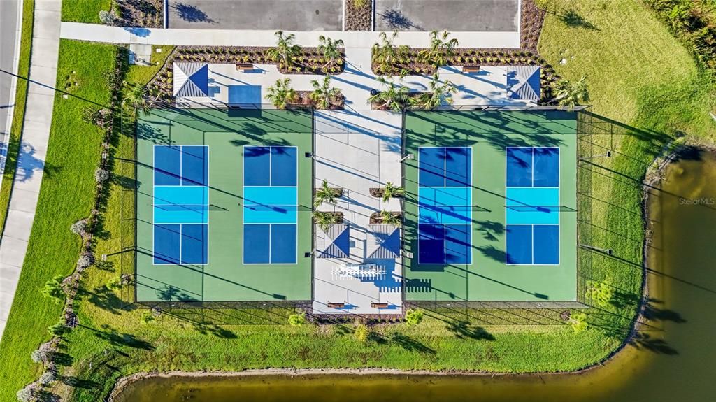 待售: $499,000 (2 贝兹, 2 浴室, 2218 平方英尺)