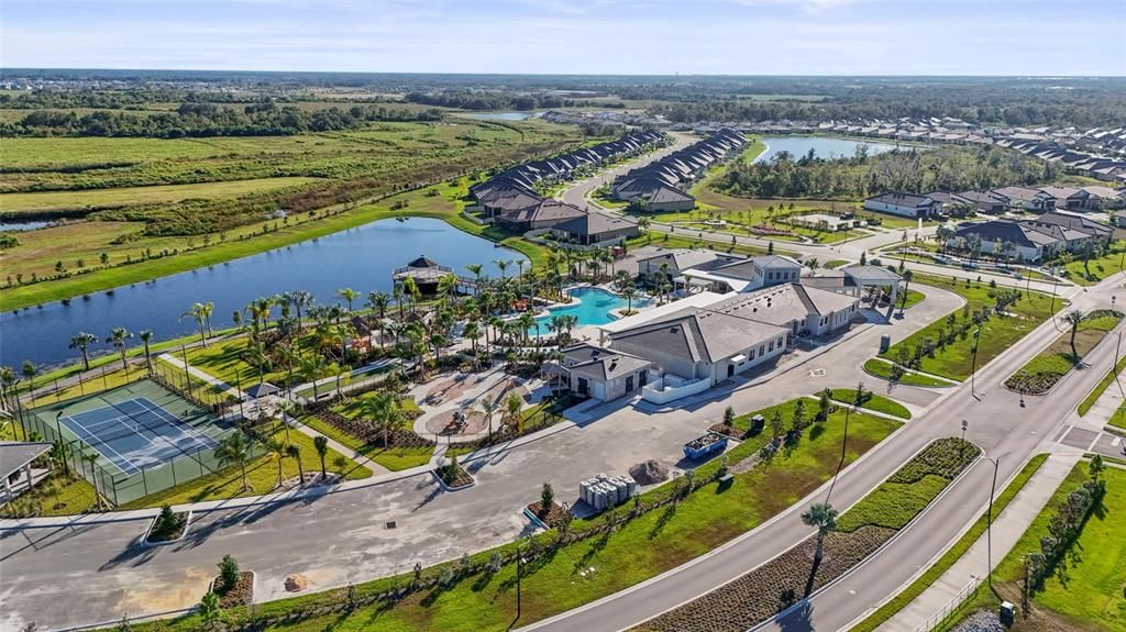 待售: $499,000 (2 贝兹, 2 浴室, 2218 平方英尺)