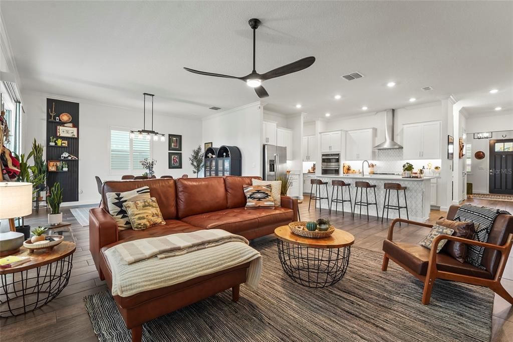 待售: $499,000 (2 贝兹, 2 浴室, 2218 平方英尺)