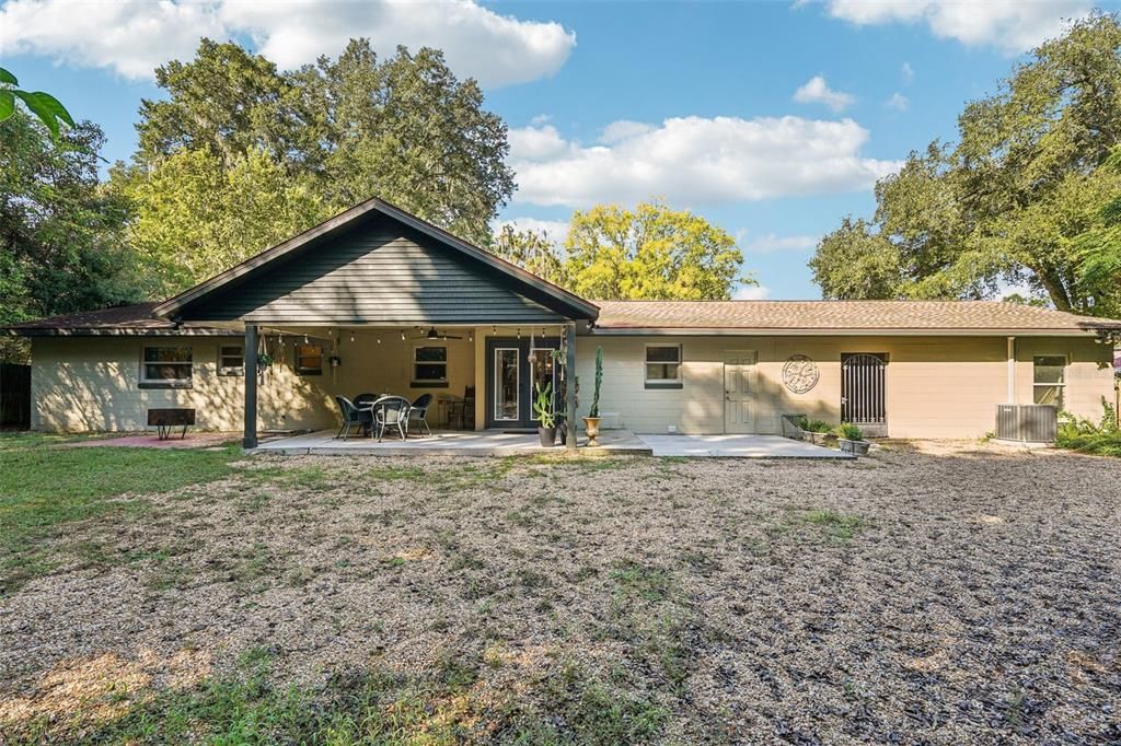 For Sale: $359,900 (3 beds, 2 baths, 2147 Square Feet)