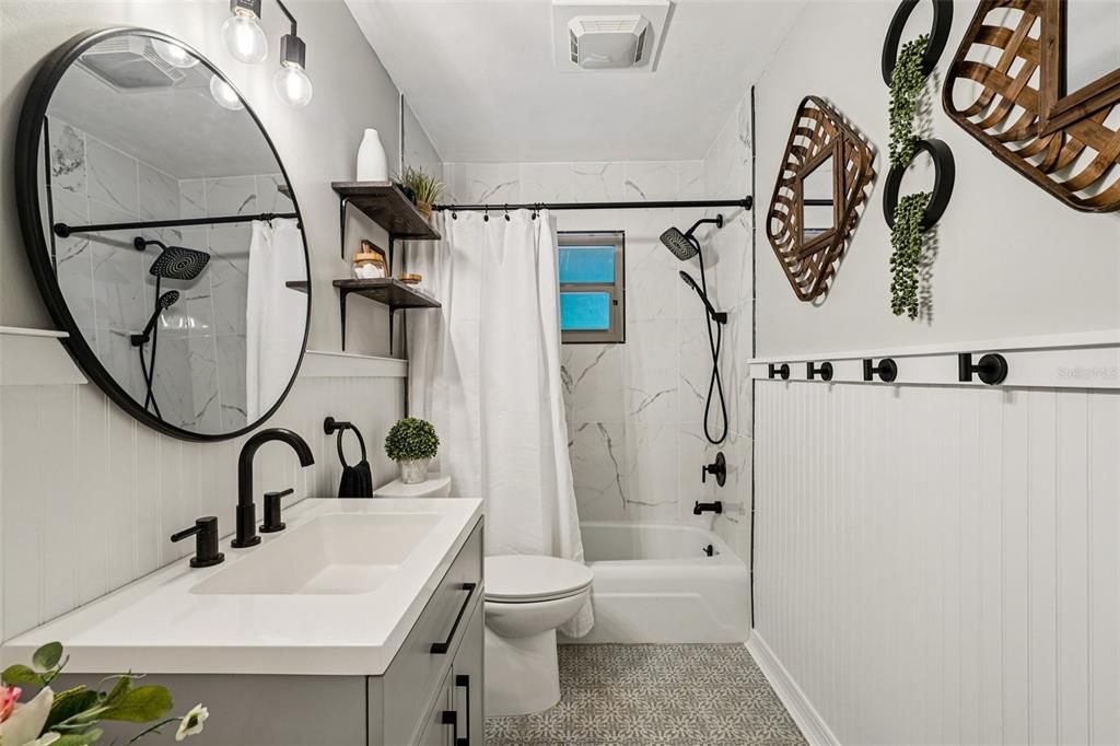 For Sale: $359,900 (3 beds, 2 baths, 2147 Square Feet)