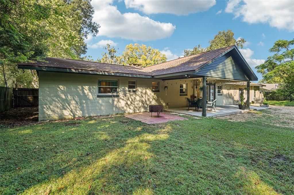 For Sale: $359,900 (3 beds, 2 baths, 2147 Square Feet)