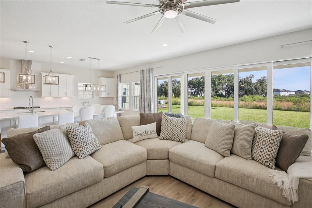 For Sale: $744,000 (5 beds, 4 baths, 3518 Square Feet)