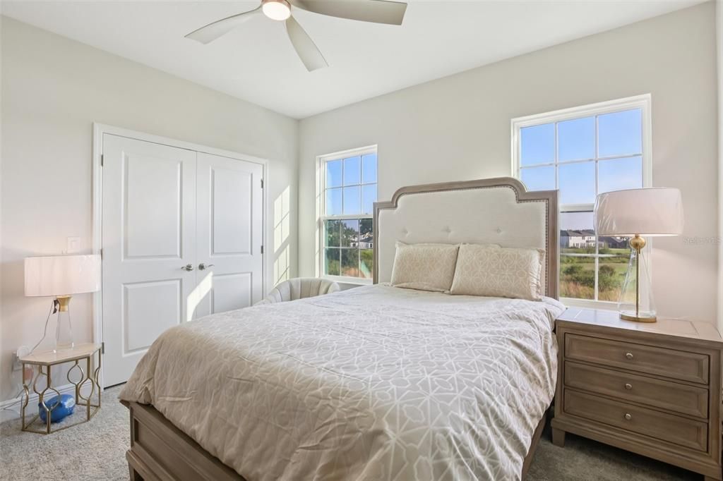 For Sale: $744,000 (5 beds, 4 baths, 3518 Square Feet)