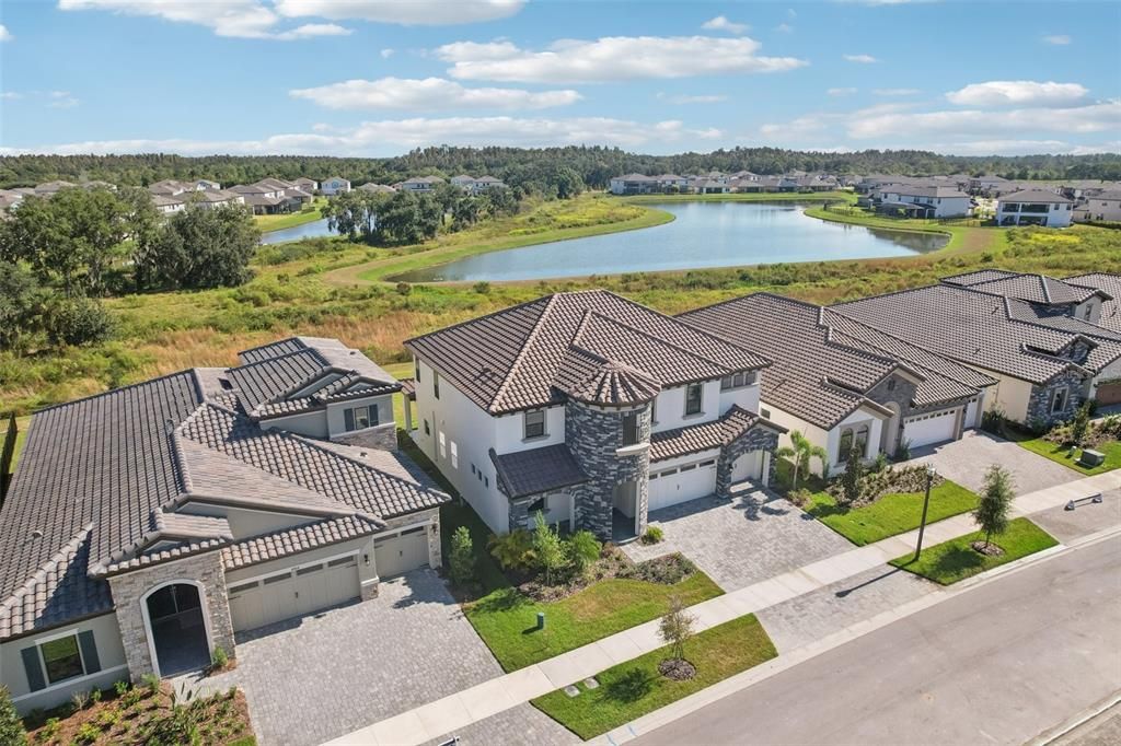 For Sale: $744,000 (5 beds, 4 baths, 3518 Square Feet)