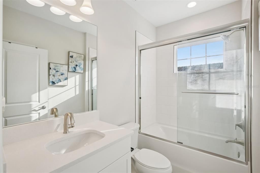 For Sale: $744,000 (5 beds, 4 baths, 3518 Square Feet)