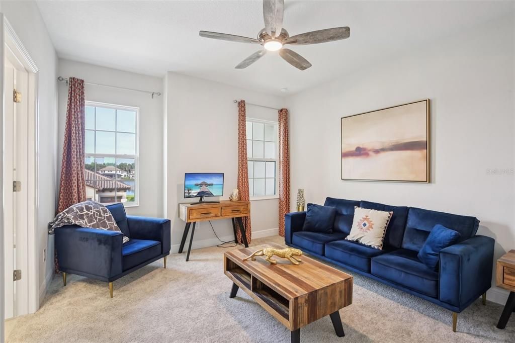 For Sale: $744,000 (5 beds, 4 baths, 3518 Square Feet)