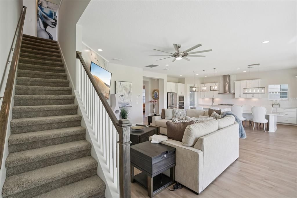 For Sale: $744,000 (5 beds, 4 baths, 3518 Square Feet)