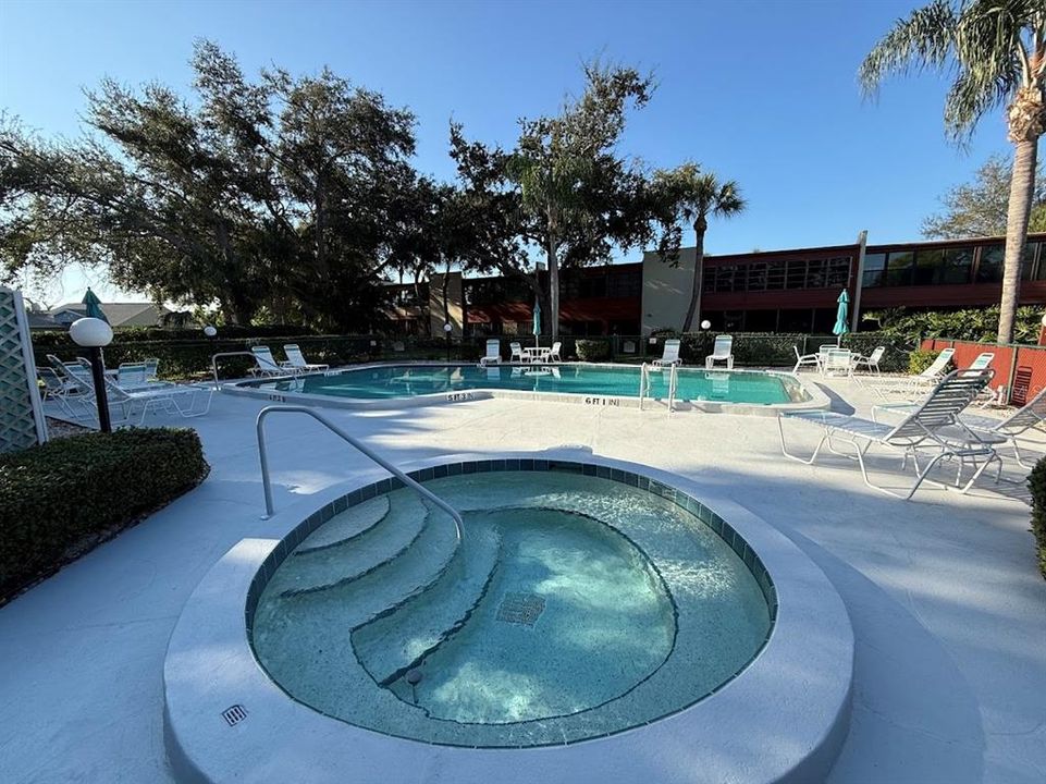 For Sale: $399,900 (2 beds, 2 baths, 1473 Square Feet)