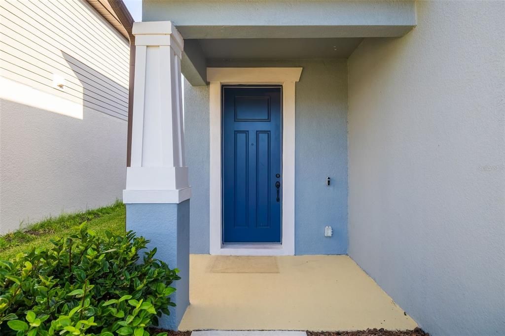 合同活跃: $438,000 (5 贝兹, 3 浴室, 2622 平方英尺)