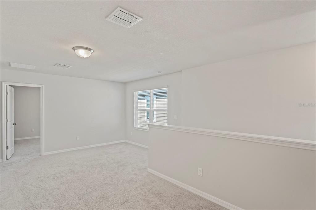 Active With Contract: $332,500 (3 beds, 2 baths, 1964 Square Feet)