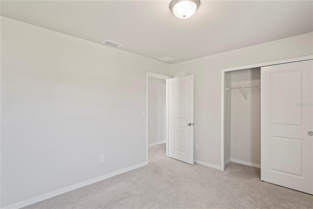 Active With Contract: $332,500 (3 beds, 2 baths, 1964 Square Feet)