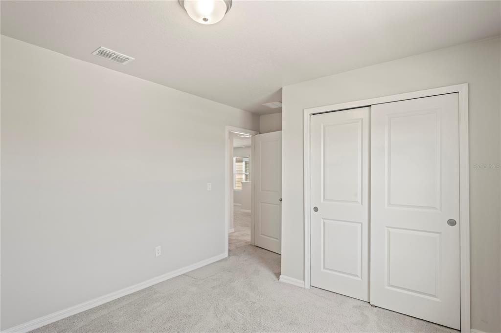 Active With Contract: $332,500 (3 beds, 2 baths, 1964 Square Feet)