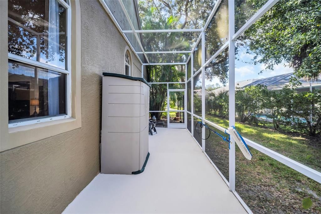 For Sale: $749,000 (4 beds, 3 baths, 2441 Square Feet)