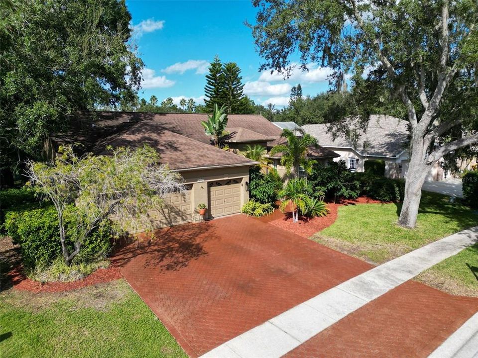 For Sale: $749,000 (4 beds, 3 baths, 2441 Square Feet)