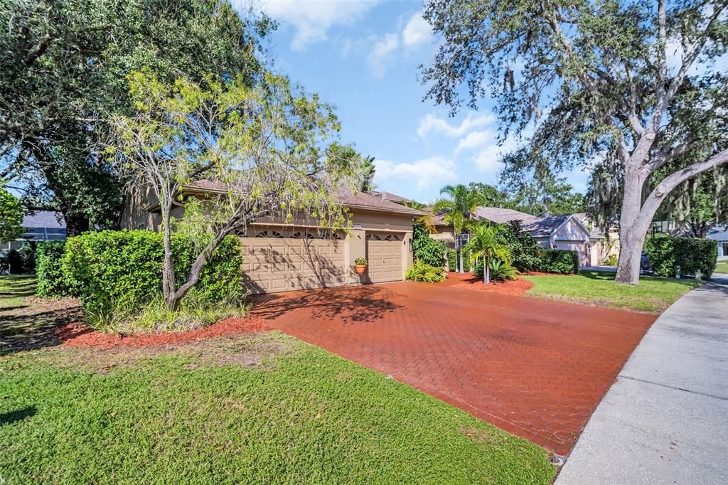 For Sale: $749,000 (4 beds, 3 baths, 2441 Square Feet)