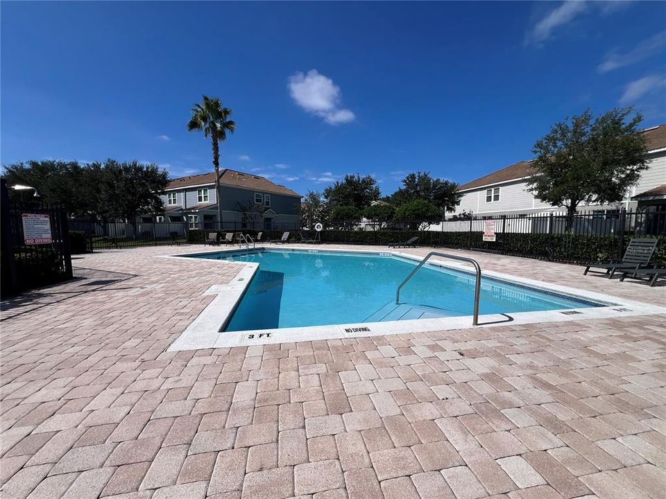 For Sale: $324,000 (3 beds, 2 baths, 1467 Square Feet)