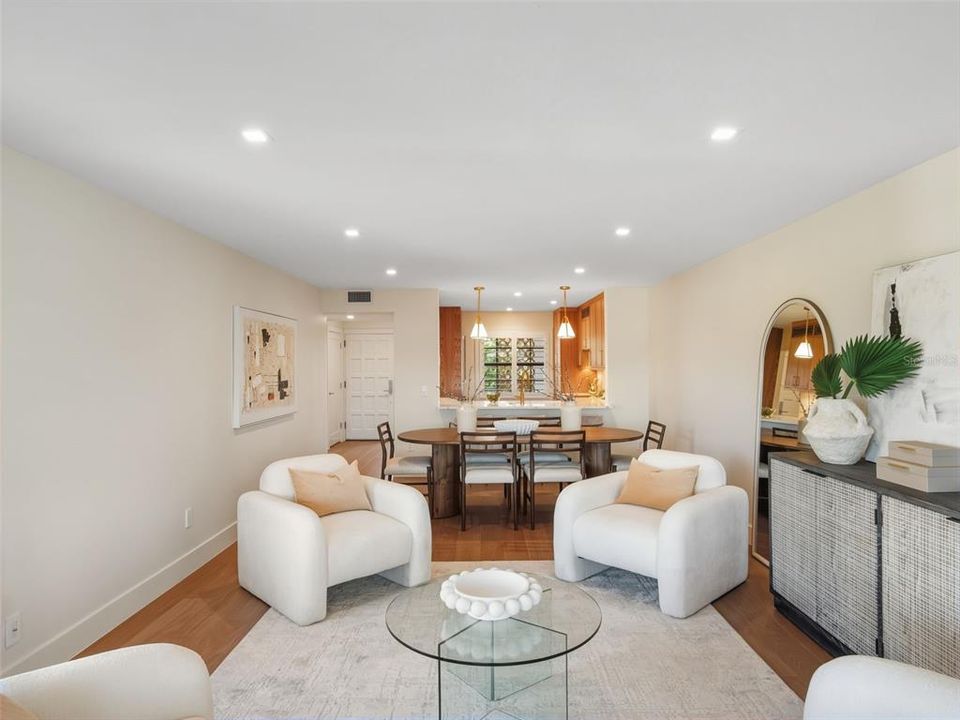 For Sale: $1,195,000 (2 beds, 2 baths, 1267 Square Feet)
