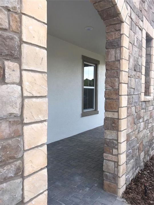 For Sale: $1,100,000 (4 beds, 3 baths, 3277 Square Feet)