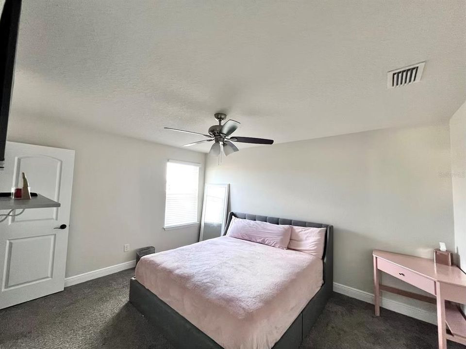 For Sale: $1,100,000 (4 beds, 3 baths, 3277 Square Feet)