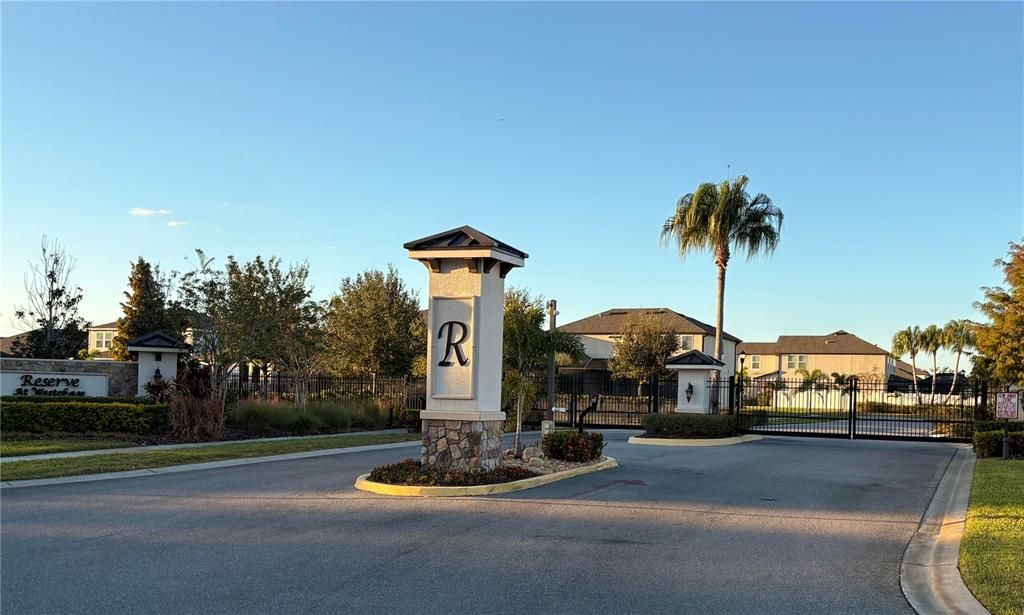 For Sale: $1,100,000 (4 beds, 3 baths, 3277 Square Feet)