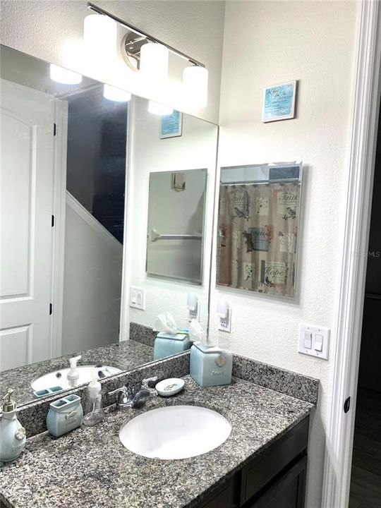 For Sale: $1,100,000 (4 beds, 3 baths, 3277 Square Feet)