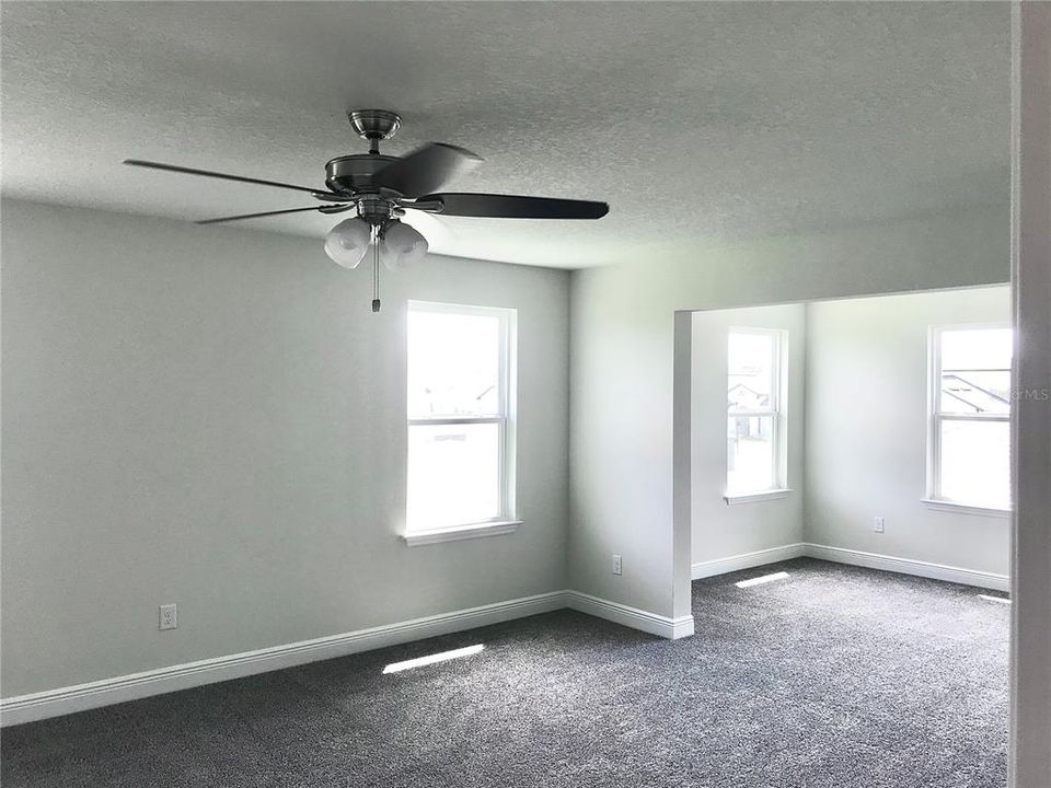 For Sale: $1,100,000 (4 beds, 3 baths, 3277 Square Feet)