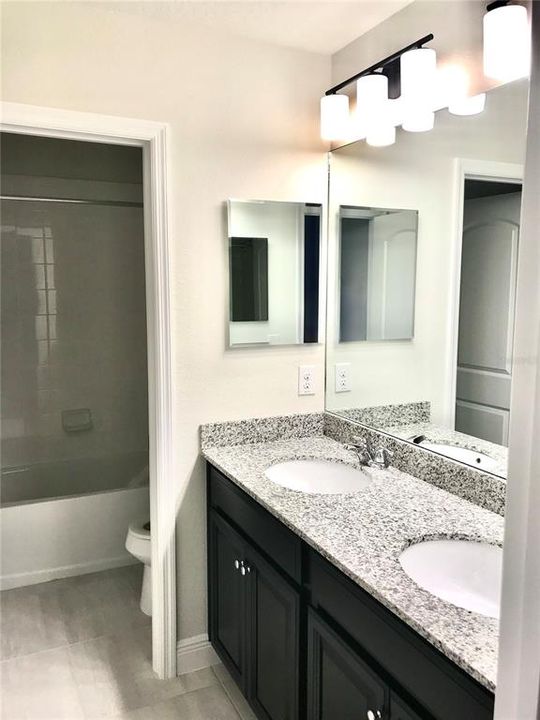 For Sale: $1,100,000 (4 beds, 3 baths, 3277 Square Feet)