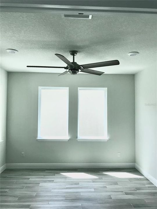 For Sale: $1,100,000 (4 beds, 3 baths, 3277 Square Feet)