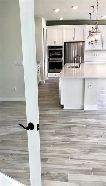 For Sale: $1,100,000 (4 beds, 3 baths, 3277 Square Feet)