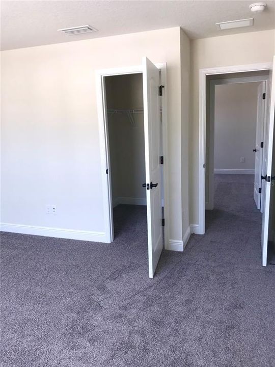 For Sale: $1,100,000 (4 beds, 3 baths, 3277 Square Feet)