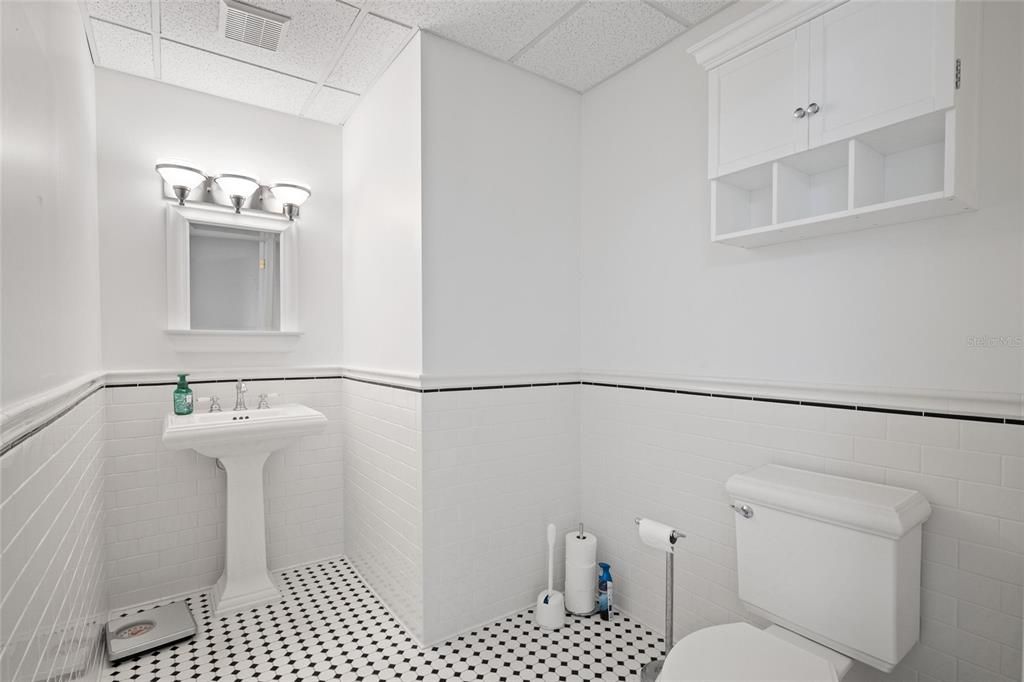 For Sale: $459,000 (0 beds, 0 baths, 1660 Square Feet)