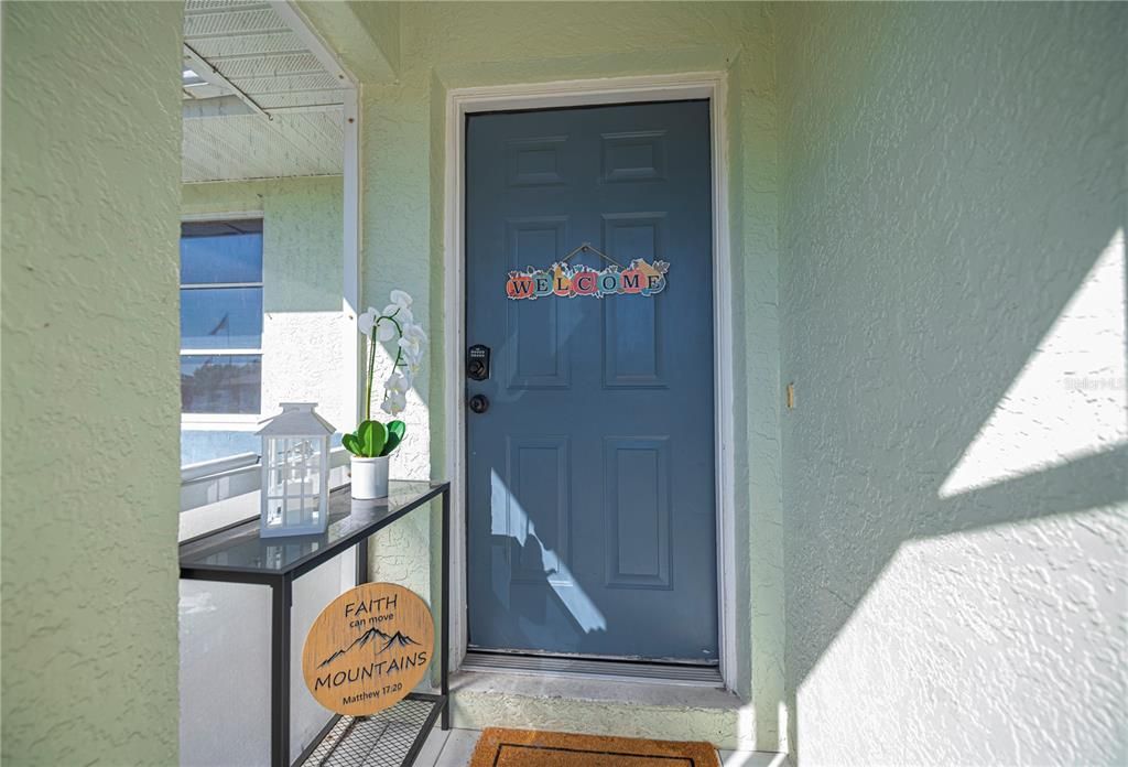 Active With Contract: $264,000 (3 beds, 2 baths, 1427 Square Feet)